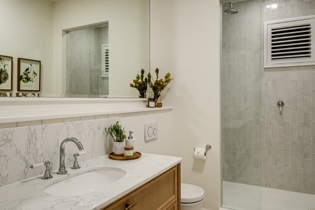 4 Bedroom Apartment For Sale in Higgovale, photo 8