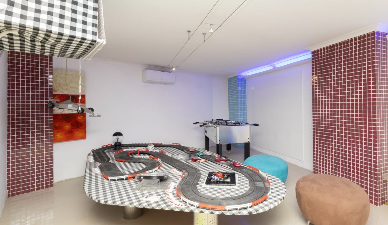 3 Bedroom House For Sale in Green Point, photo 9