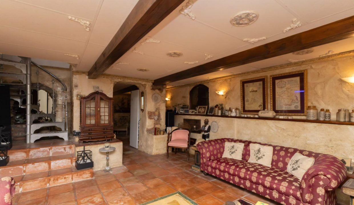 3 Bedroom House For Sale in Green Point, photo 12