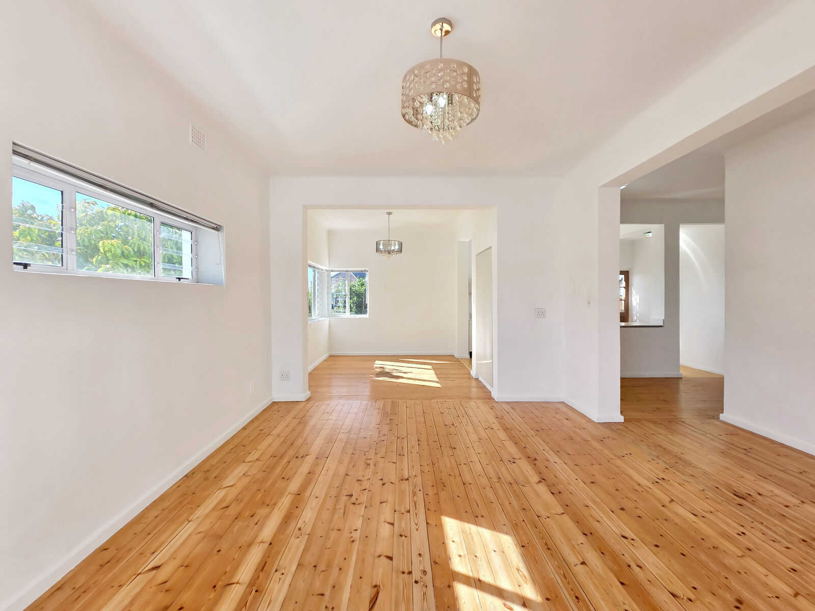 3 Bedroom Apartment To Let in Sea Point, photo 3