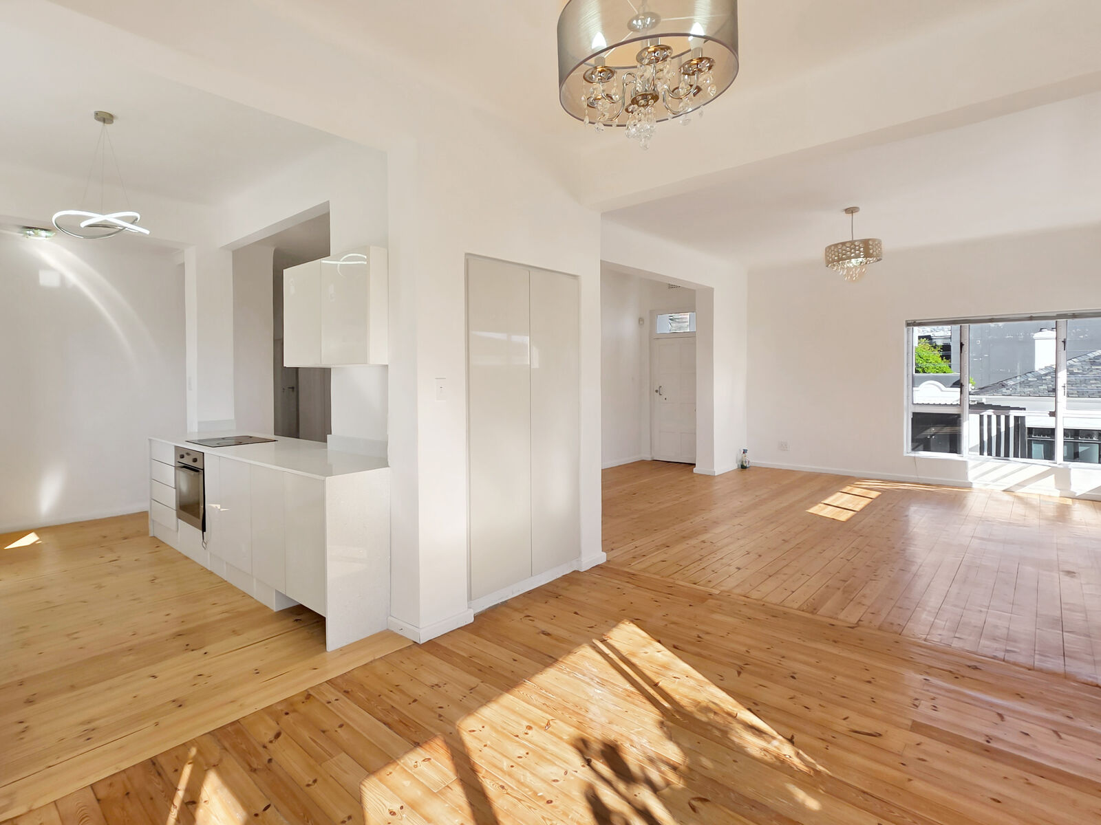 3 Bedroom Apartment To Let in Sea Point, photo 7