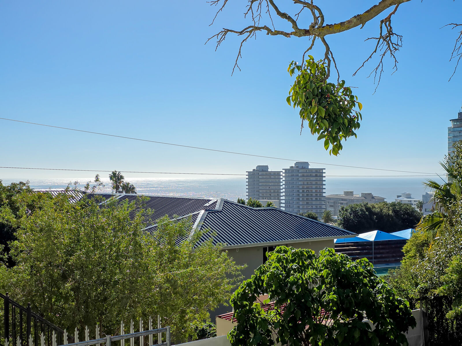3 Bedroom Apartment To Let in Sea Point, photo 12