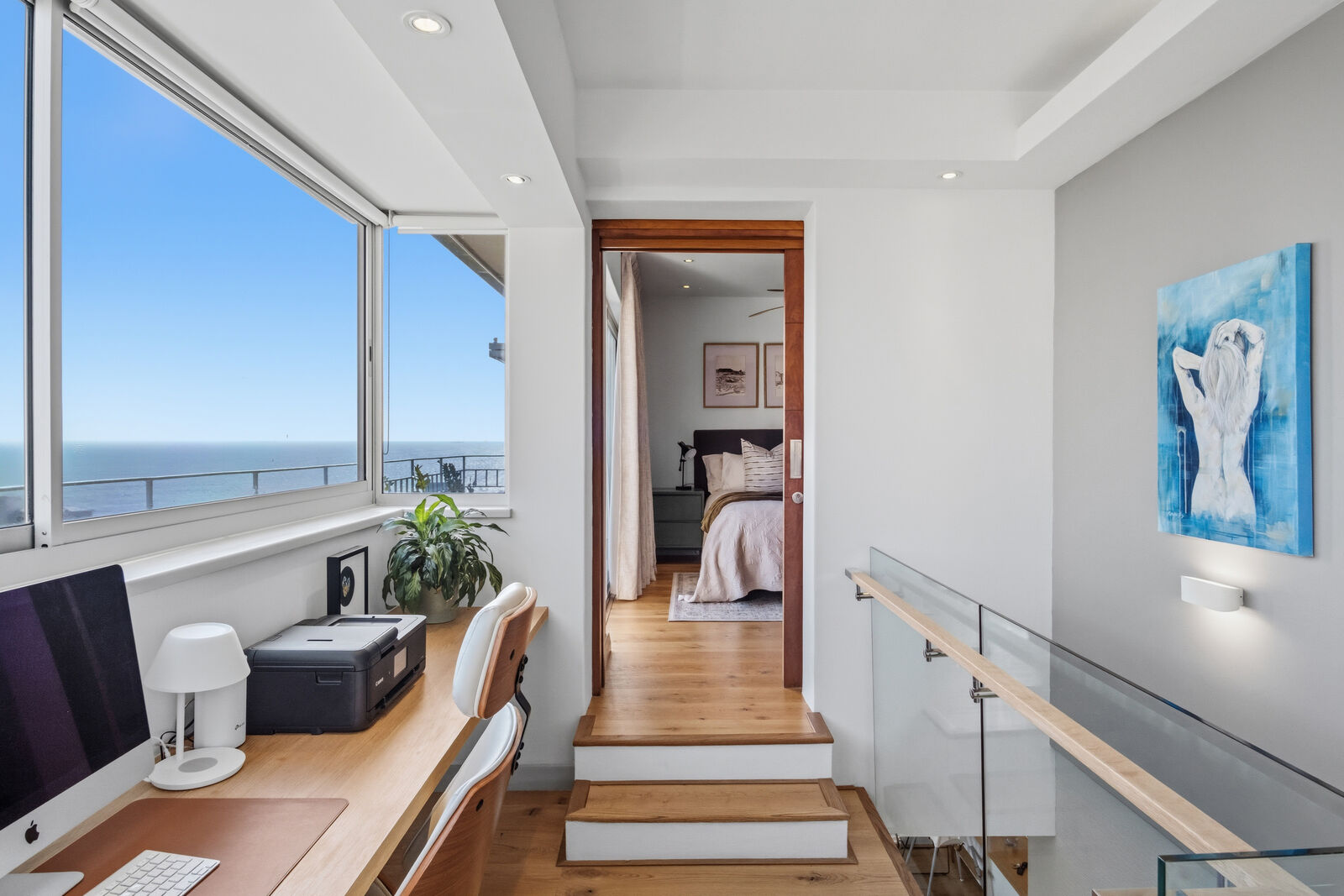 2 Bedroom Apartment For Sale in Bantry Bay, photo 10
