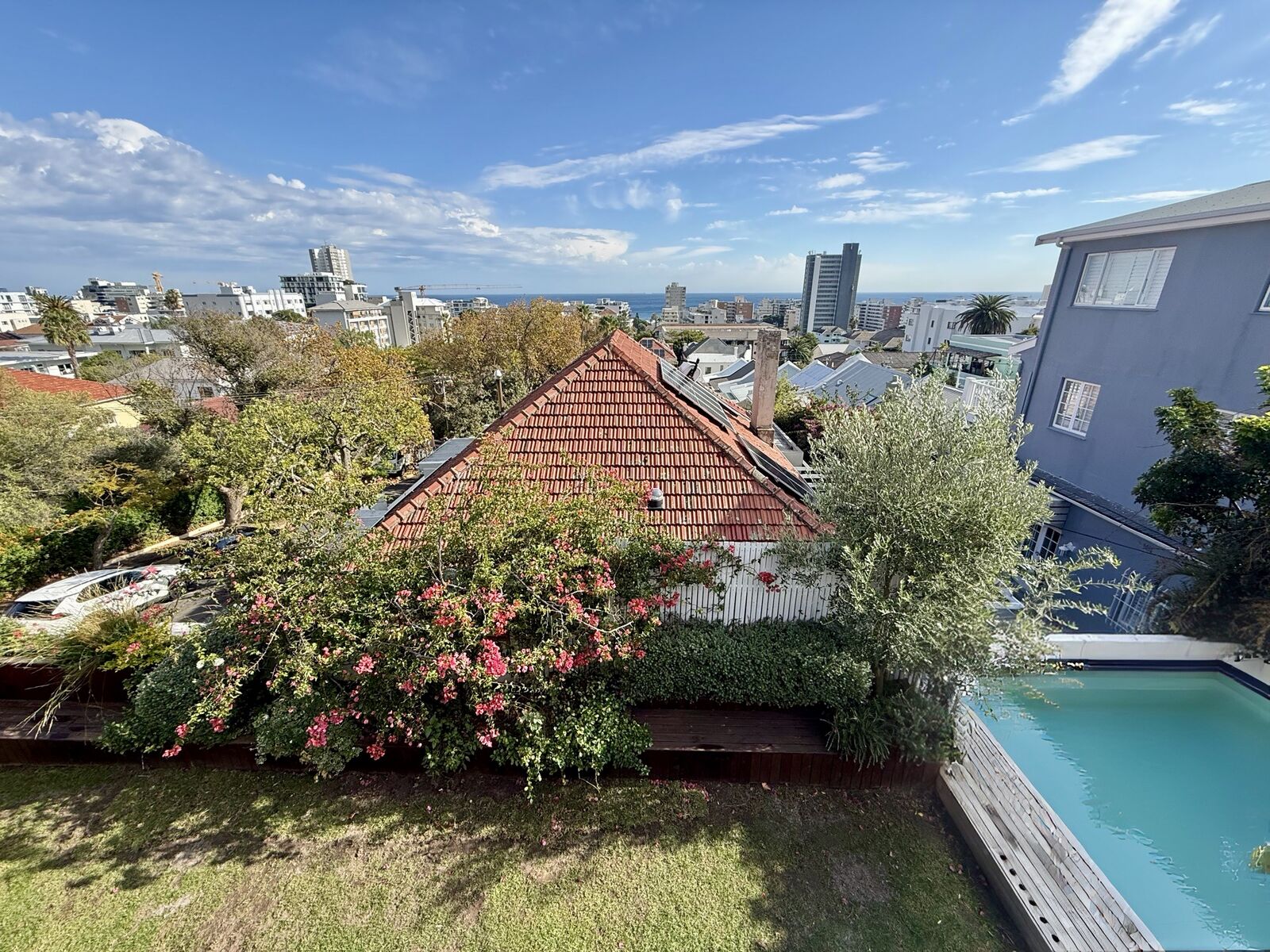 3 Bedroom House For Sale in Sea Point, photo 2