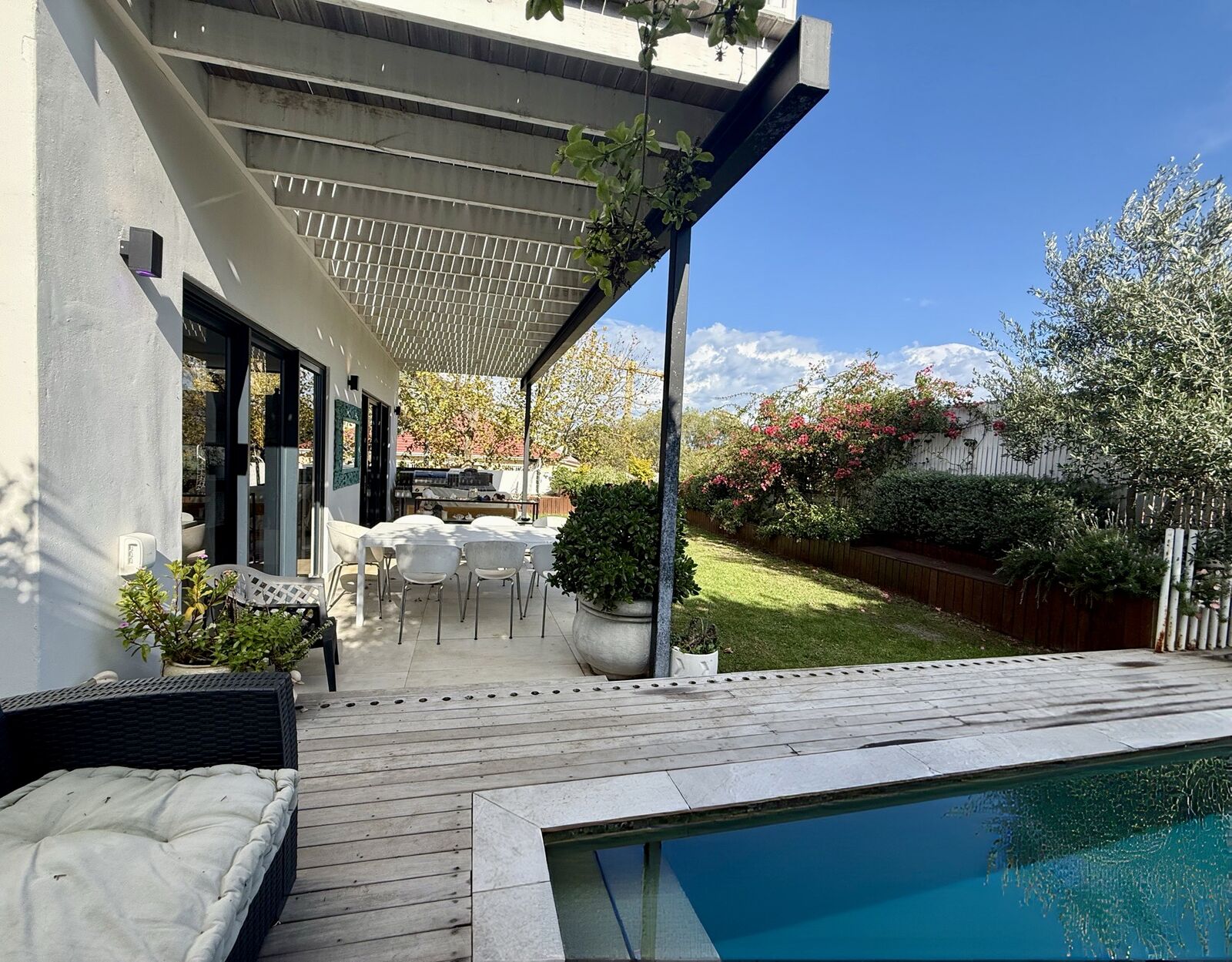 3 Bedroom House For Sale in Sea Point, photo 7