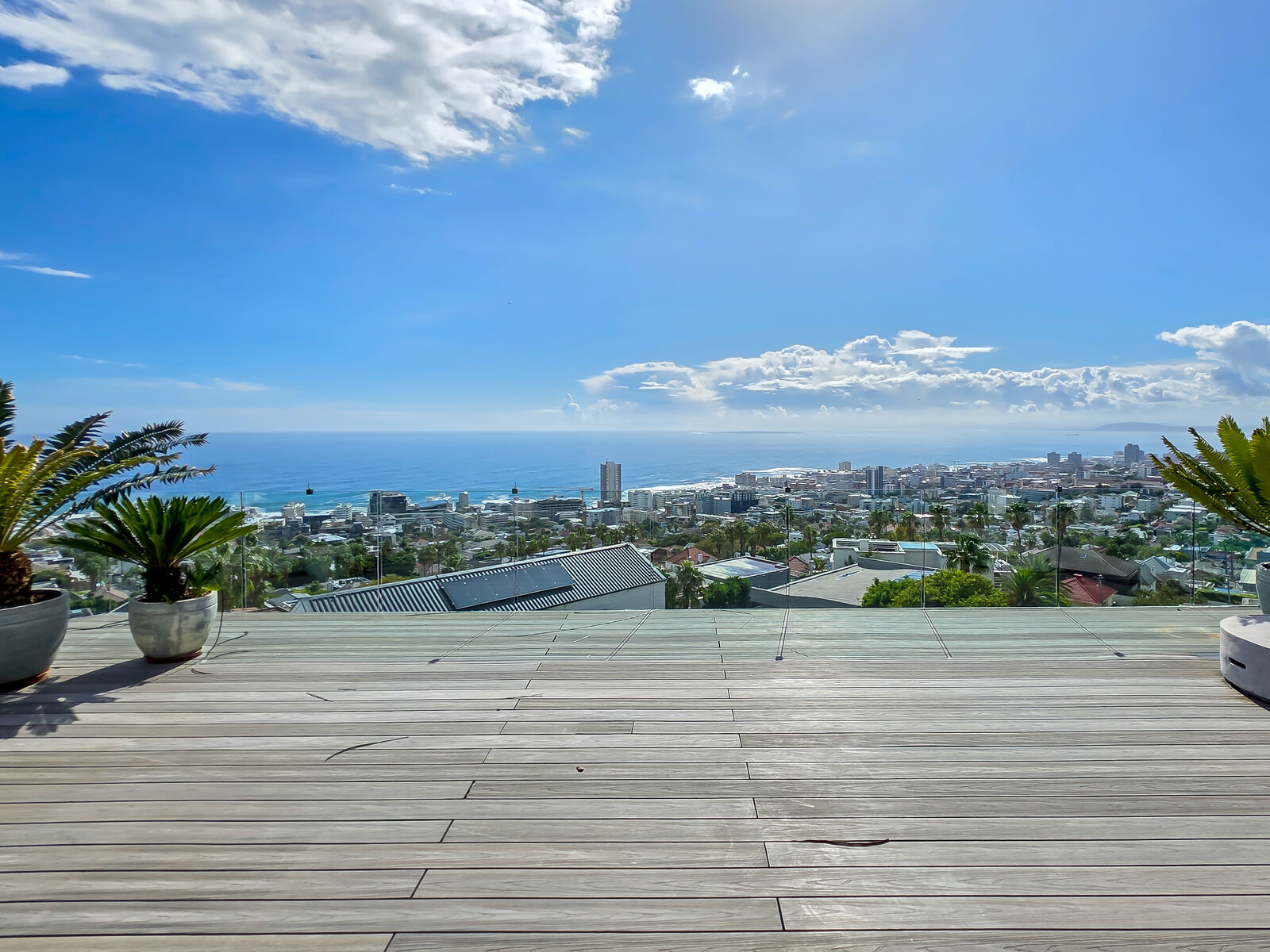 2 Bedroom Apartment To Let in Fresnaye, photo 8