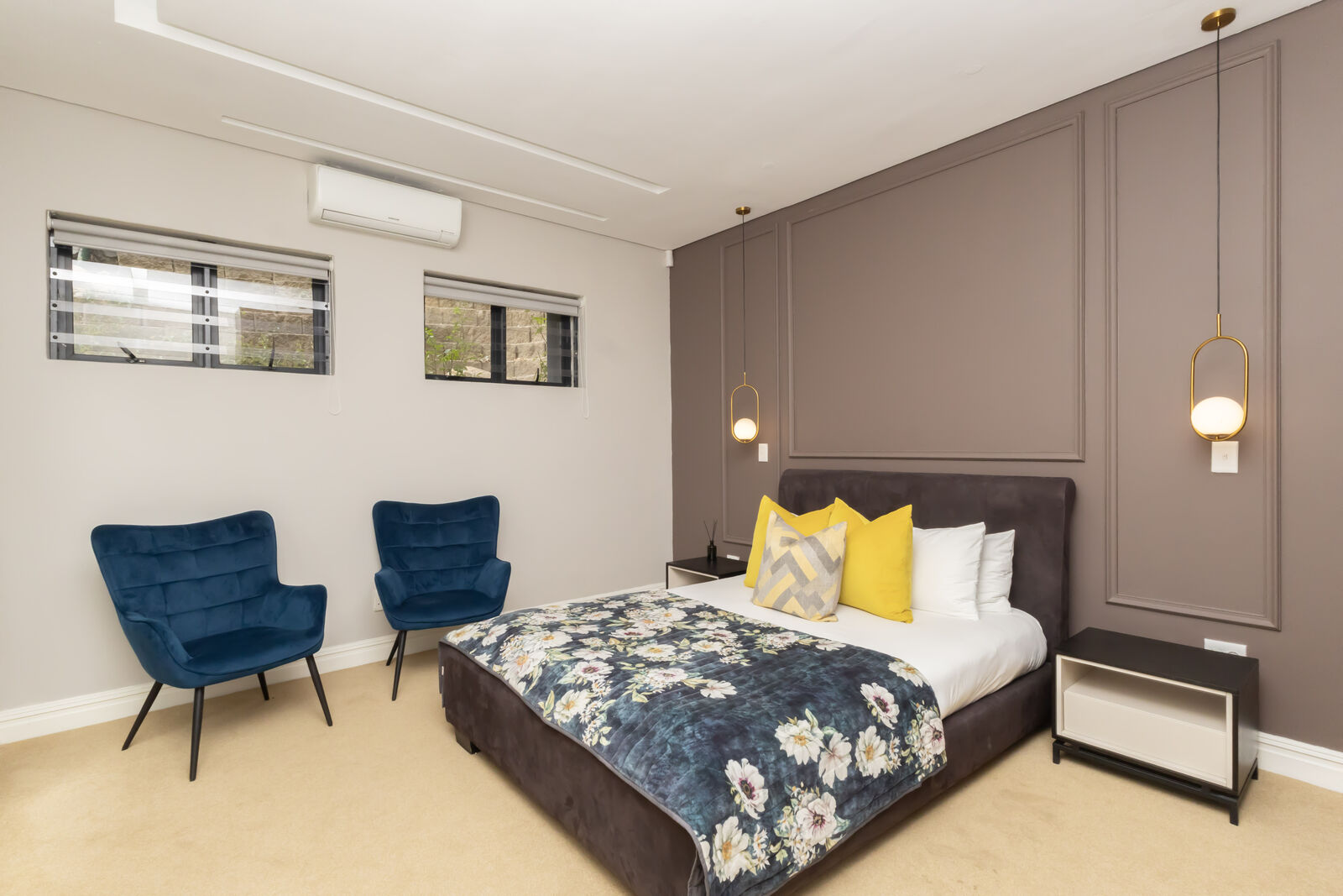 2 Bedroom Apartment To Let in Camps Bay, photo 9