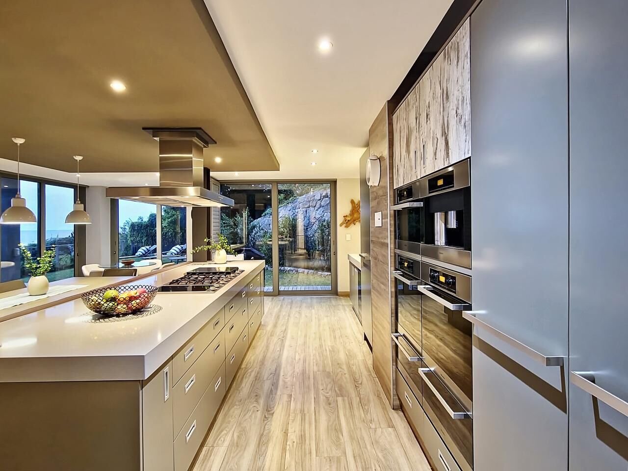 4 Bedroom House To Let in Bakoven, photo 11