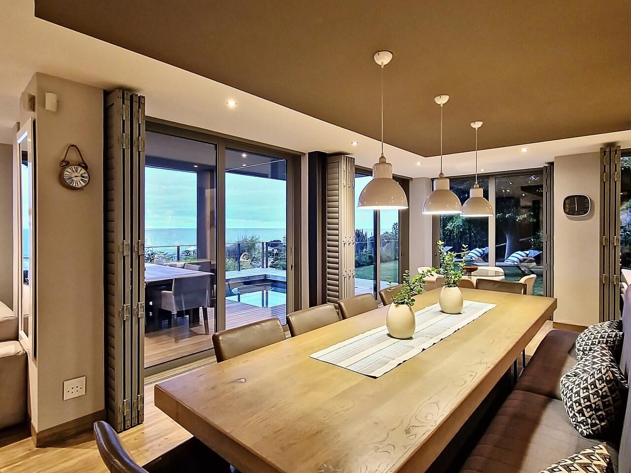 4 Bedroom House To Let in Bakoven, photo 12
