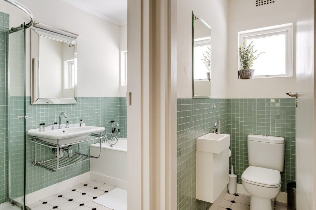 4 Bedroom Townhouse For Sale in Higgovale, photo 9