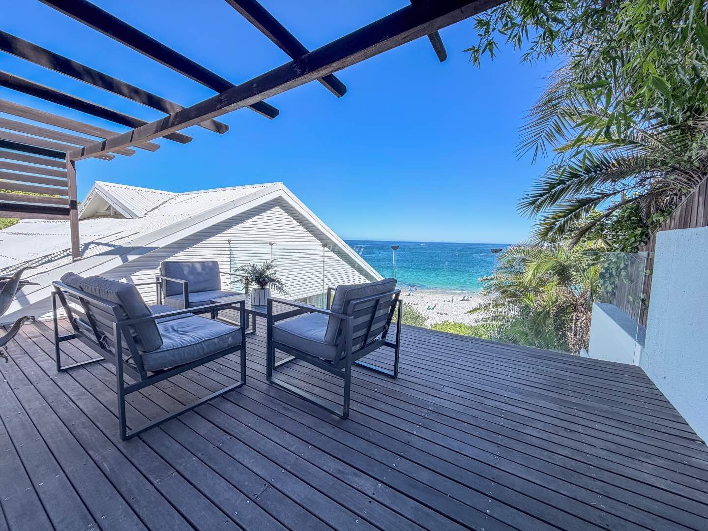 4 Bedroom House For Sale in Clifton, photo 4