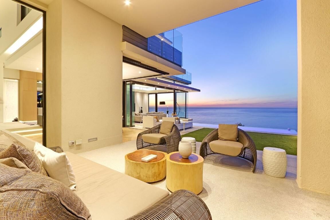 5 Bedroom Self-Catering House in Bantry Bay, photo 3