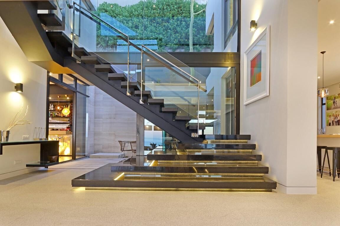 5 Bedroom Self-Catering House in Bantry Bay, photo 12