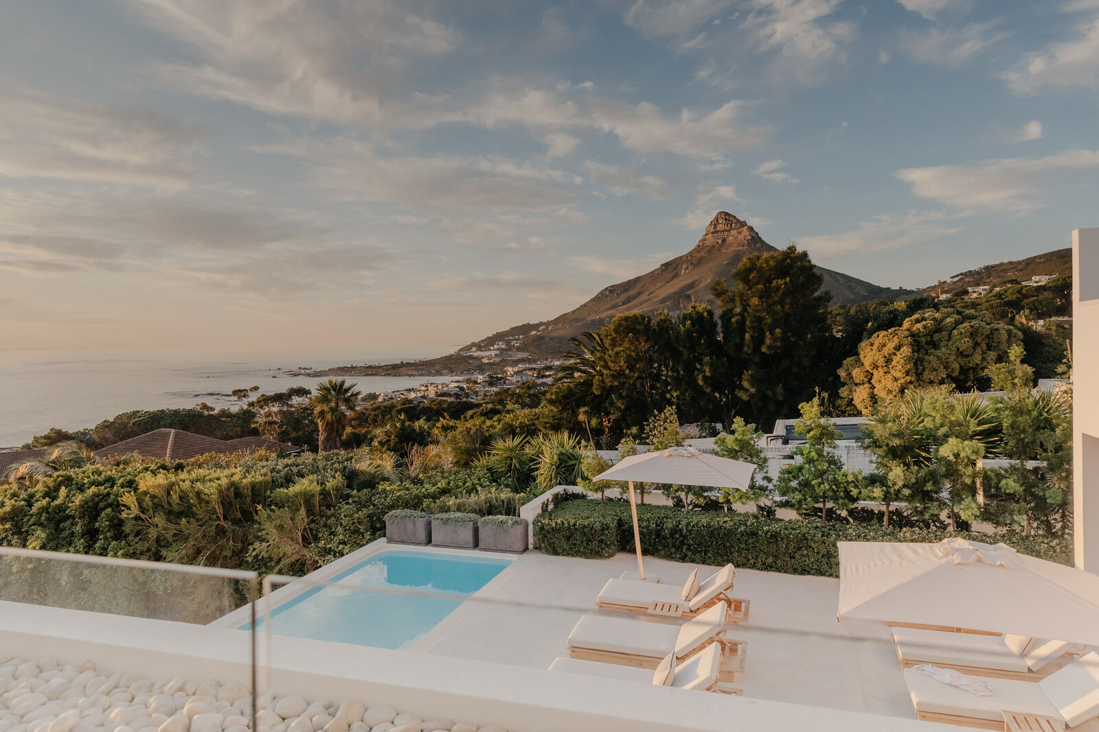 8 Bedroom Self-Catering House in Camps Bay, photo 5