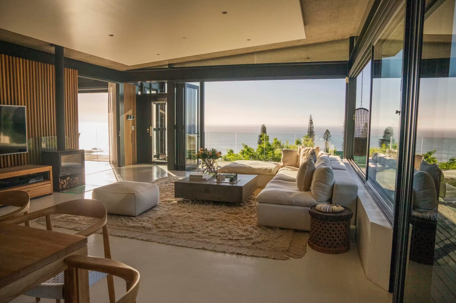 5 Bedroom Self-Catering Villa in Camps Bay, photo 9