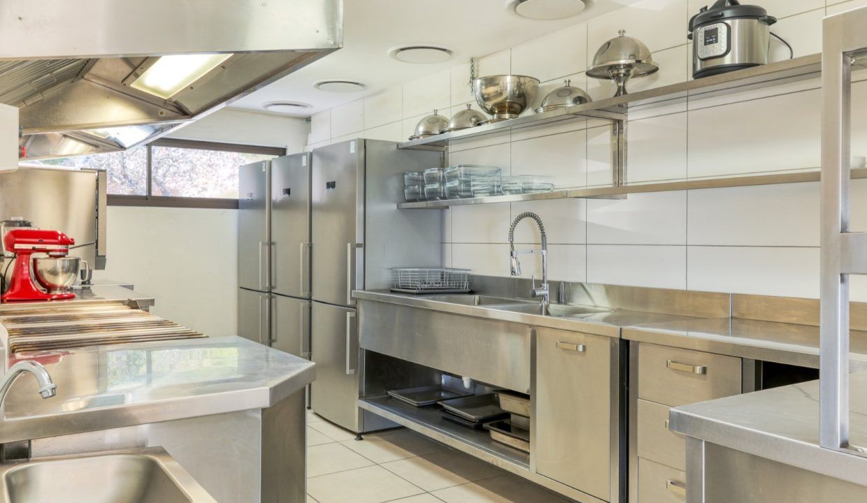 10 Bedroom Self-Catering Villa in Camps Bay, photo 3