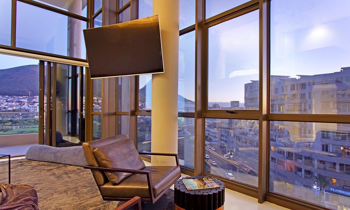 2 Bedroom Self-Catering Apartment in Mouille Point, photo 7