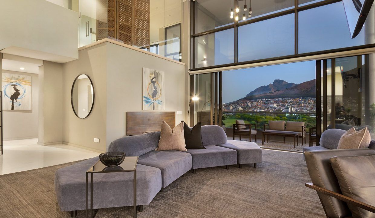 2 Bedroom Self-Catering Apartment in Mouille Point, photo 10