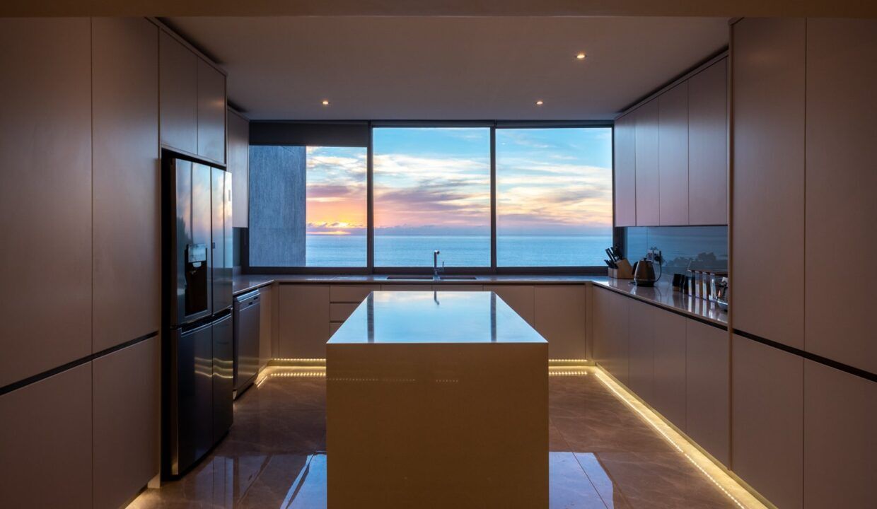 5 Bedroom Self-Catering Villa in Camps Bay, photo 3