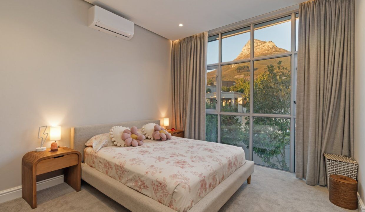4 Bedroom Self-Catering Villa in Camps Bay, photo 2