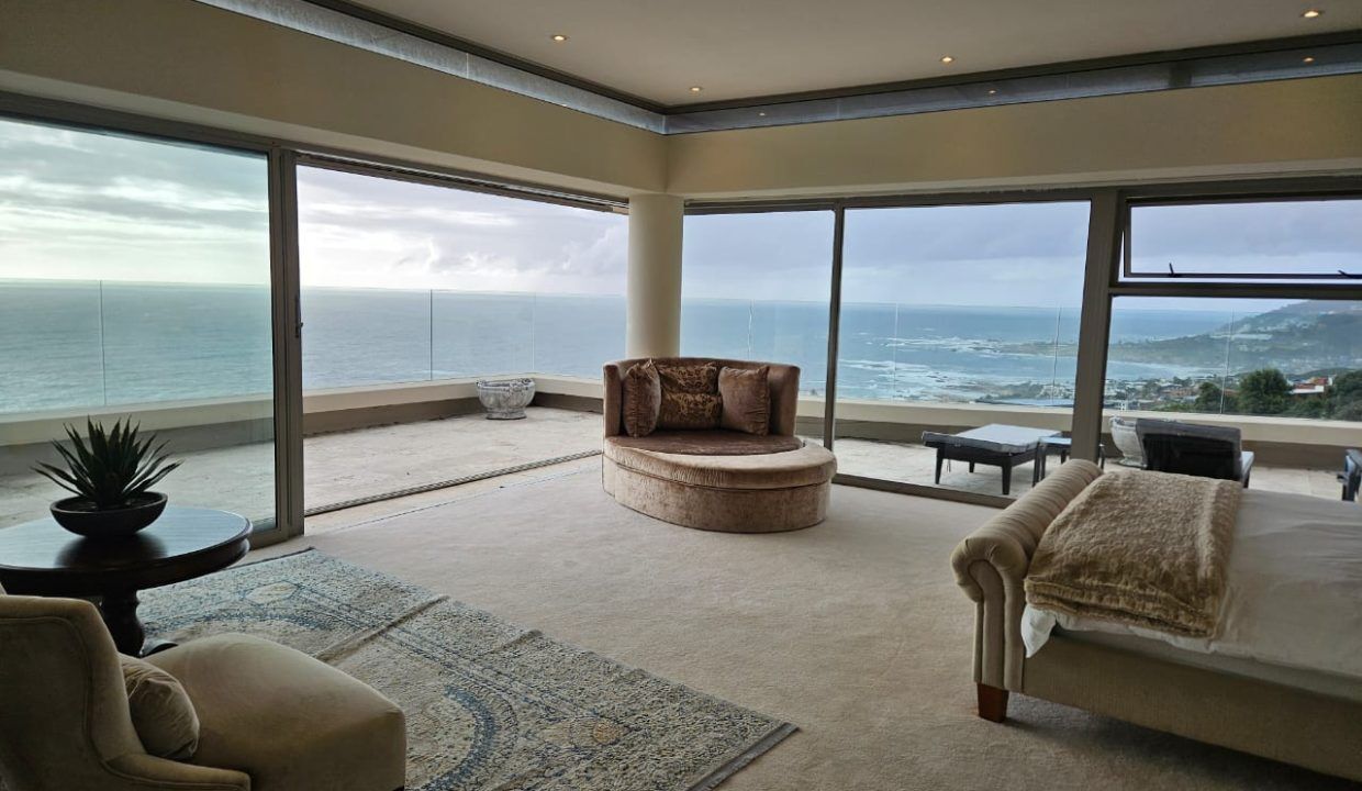 5 Bedroom Self-Catering Villa in Camps Bay, photo 2