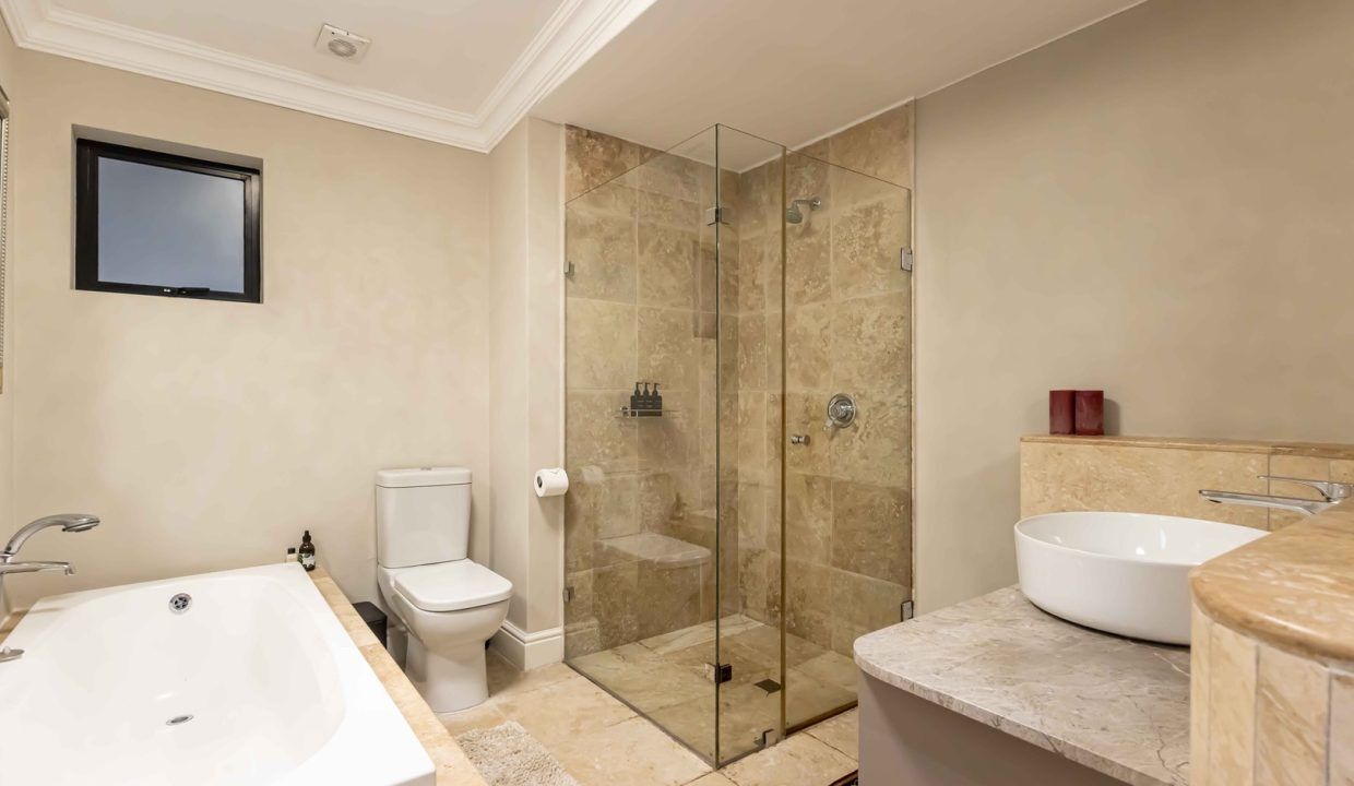 5 Bedroom Self-Catering Villa in Camps Bay, photo 3