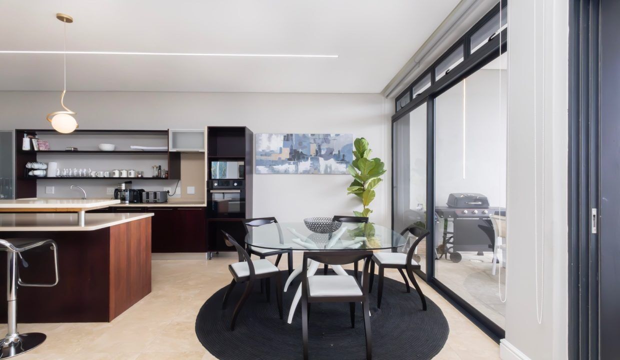 5 Bedroom Self-Catering Villa in Camps Bay, photo 3
