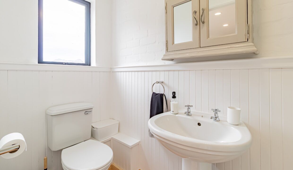 1 Bedroom Self-Catering House in Bokkemanskloof, photo 4
