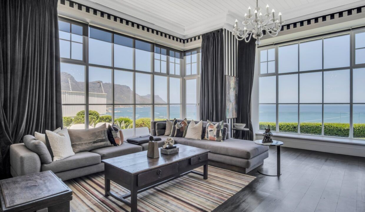 5 Bedroom Self-Catering Villa in Clifton, photo 5
