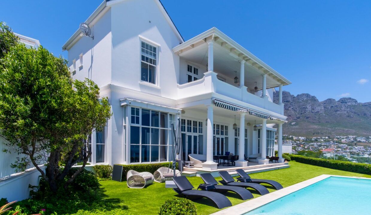 5 Bedroom Self-Catering Villa in Clifton, photo 8