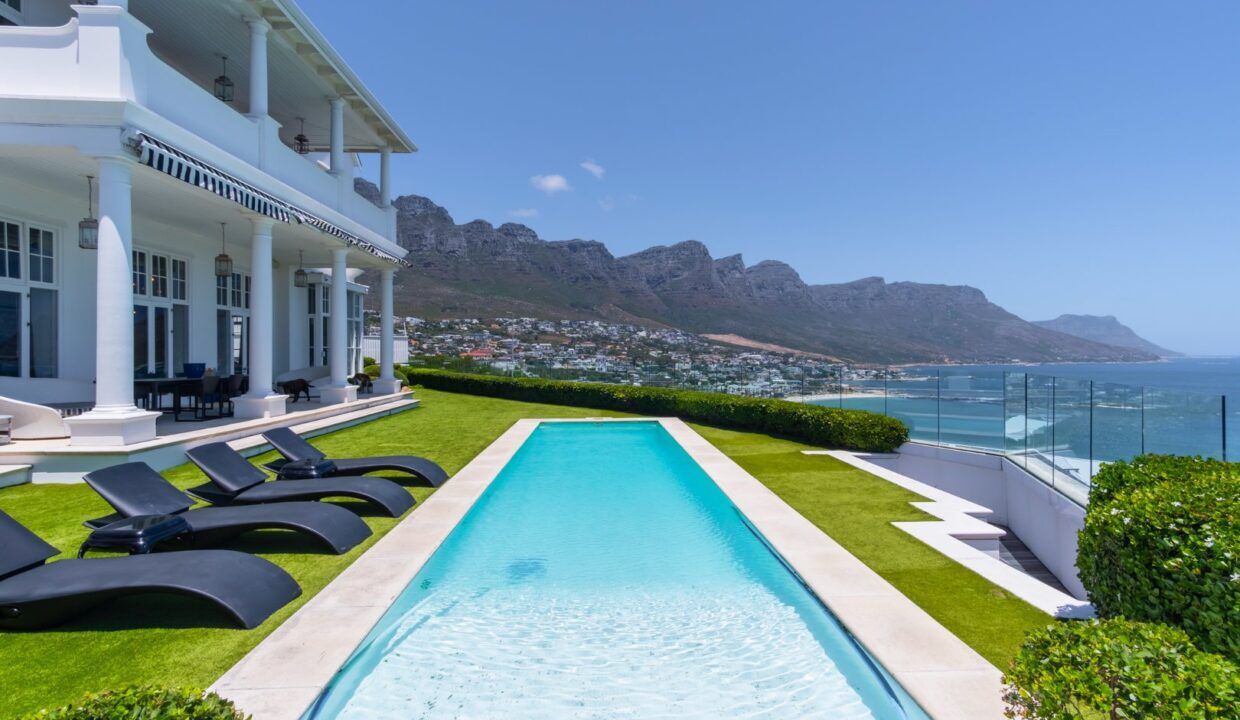 5 Bedroom Self-Catering Villa in Clifton, photo 10