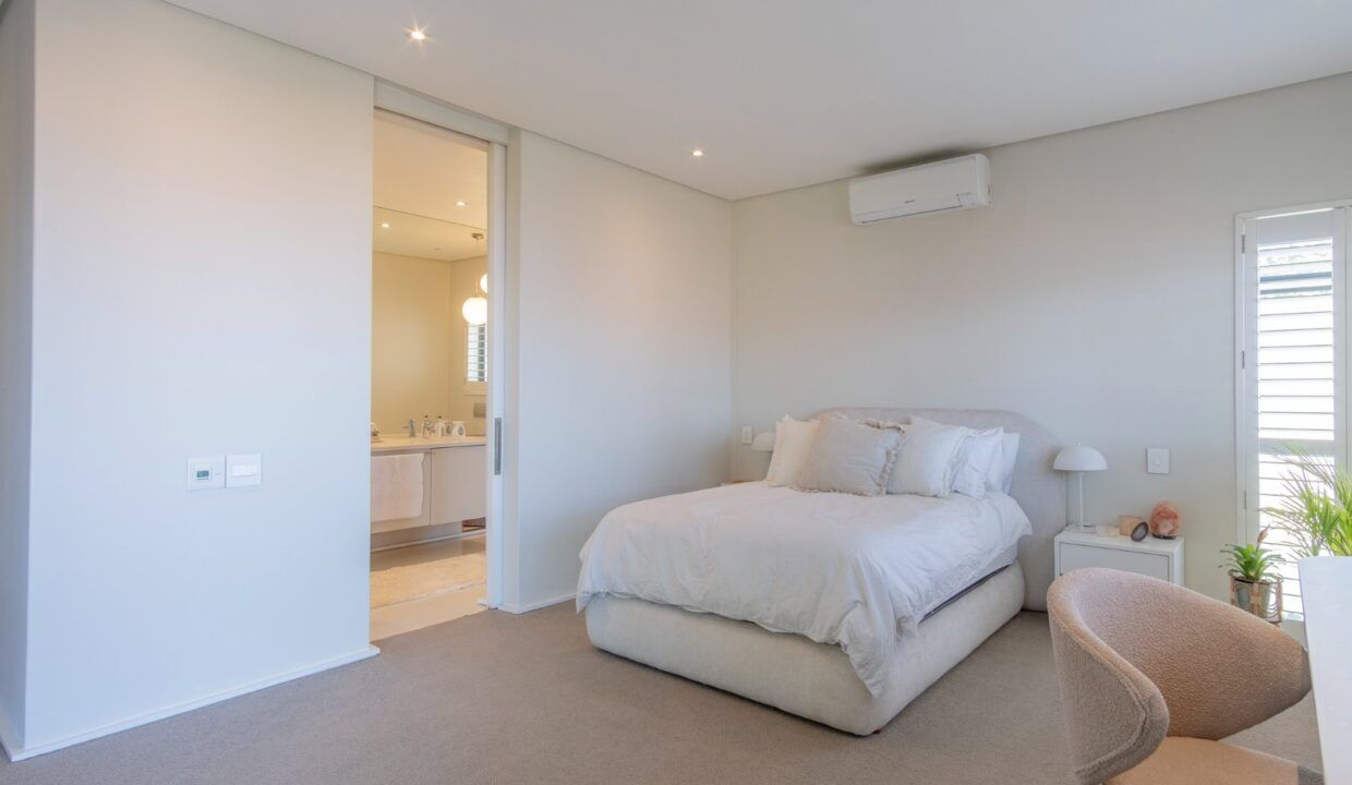 5 Bedroom Self-Catering House in Fresnaye, photo 8