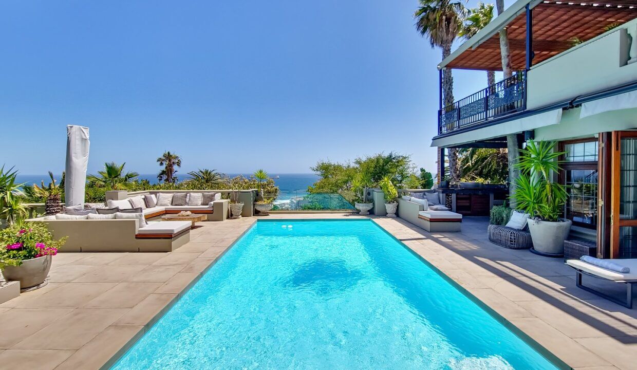 5 Bedroom Self-Catering Villa in Bantry Bay, photo 8