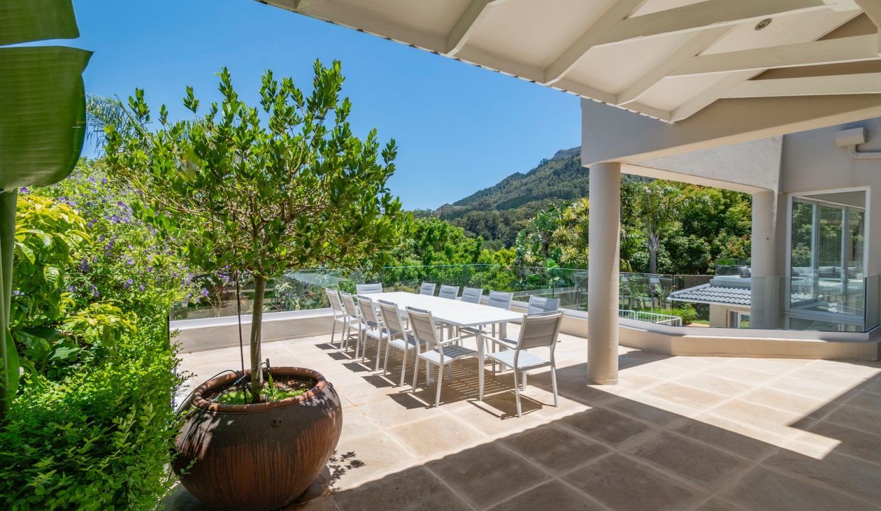 5 Bedroom Self-Catering Villa in Constantia, photo 5
