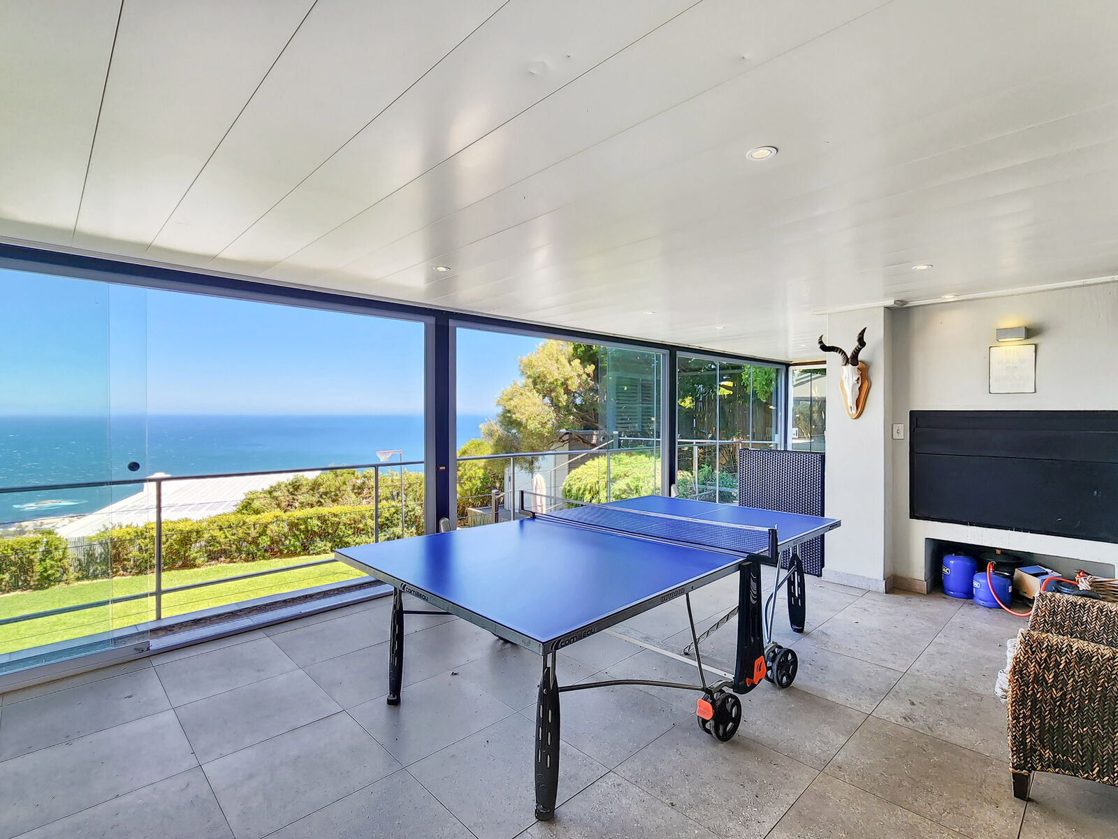 3 Bedroom Self-Catering House in Camps Bay, photo 6