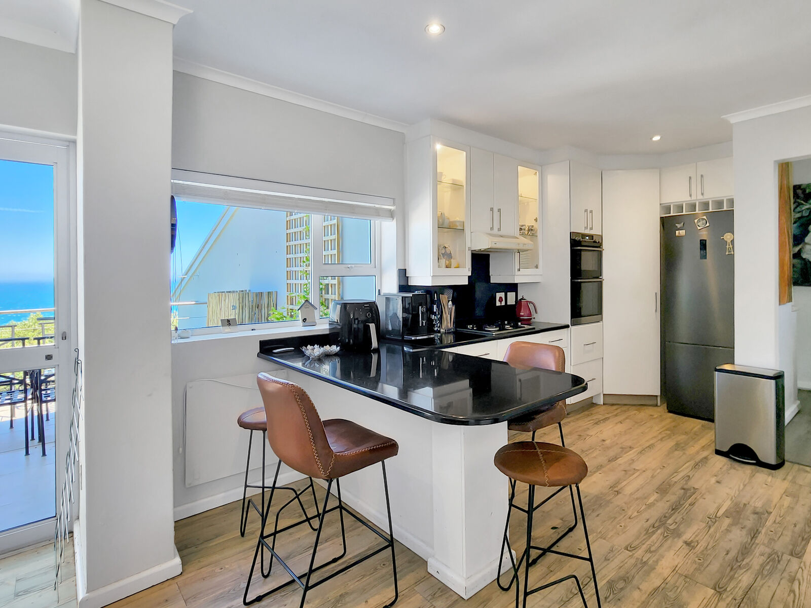 3 Bedroom Self-Catering House in Camps Bay, photo 8
