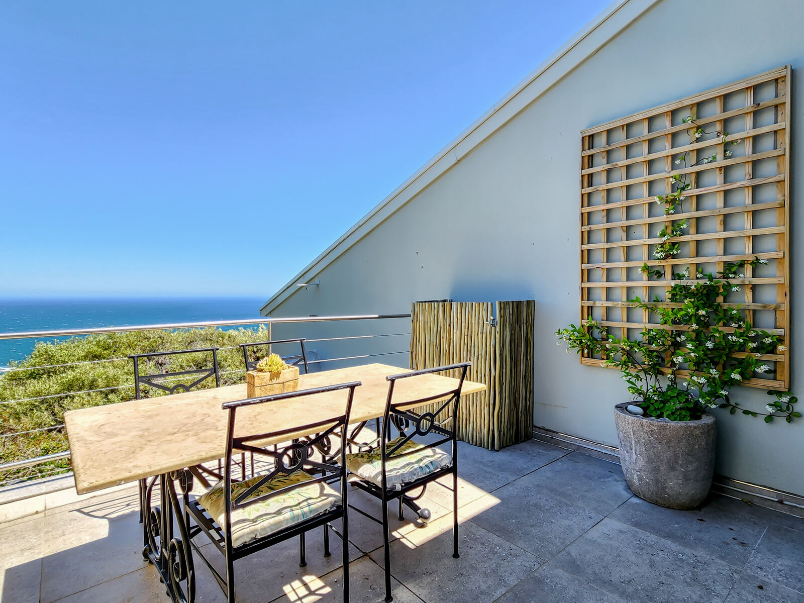 3 Bedroom Self-Catering House in Camps Bay, photo 9