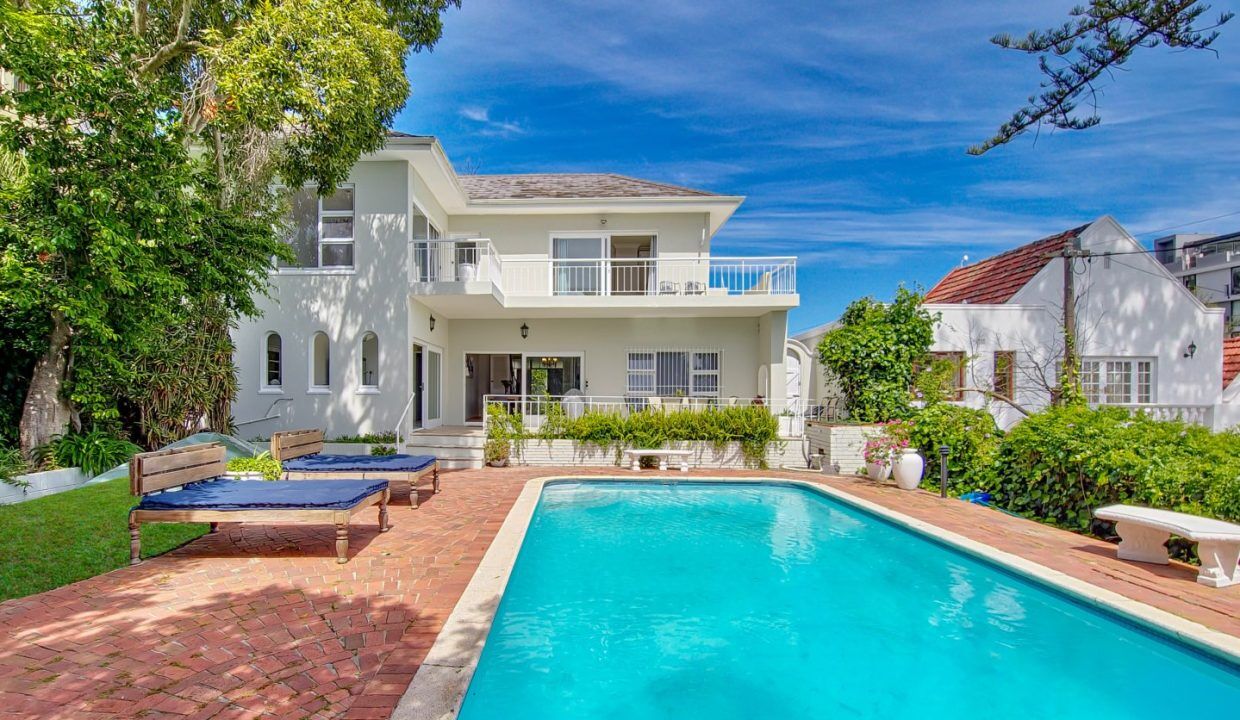 4 Bedroom Self-Catering House in Fresnaye, photo 10