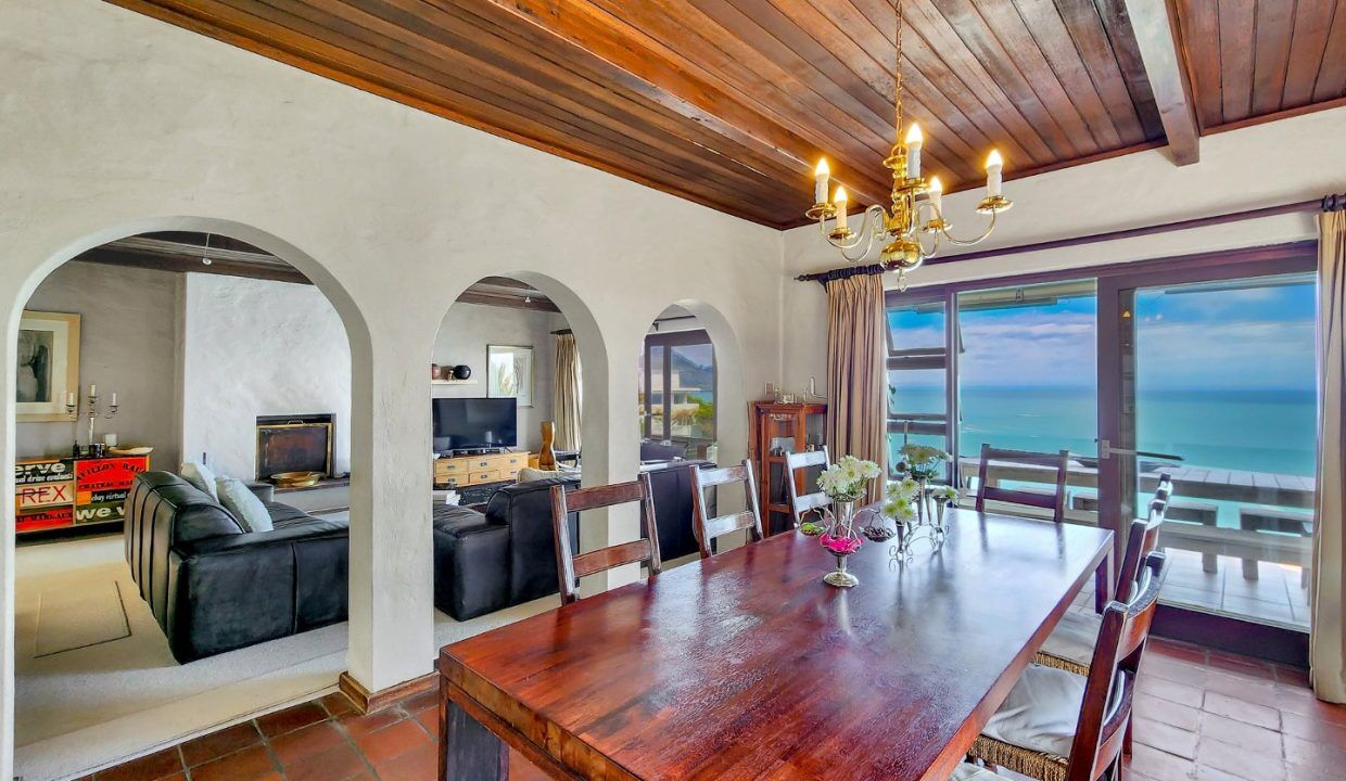 4 Bedroom Self-Catering Villa in Bantry Bay, photo 6