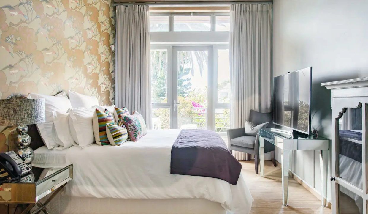 4 Bedroom Self-Catering House in Clifton