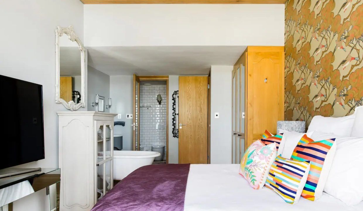 4 Bedroom Self-Catering House in Clifton, photo 3