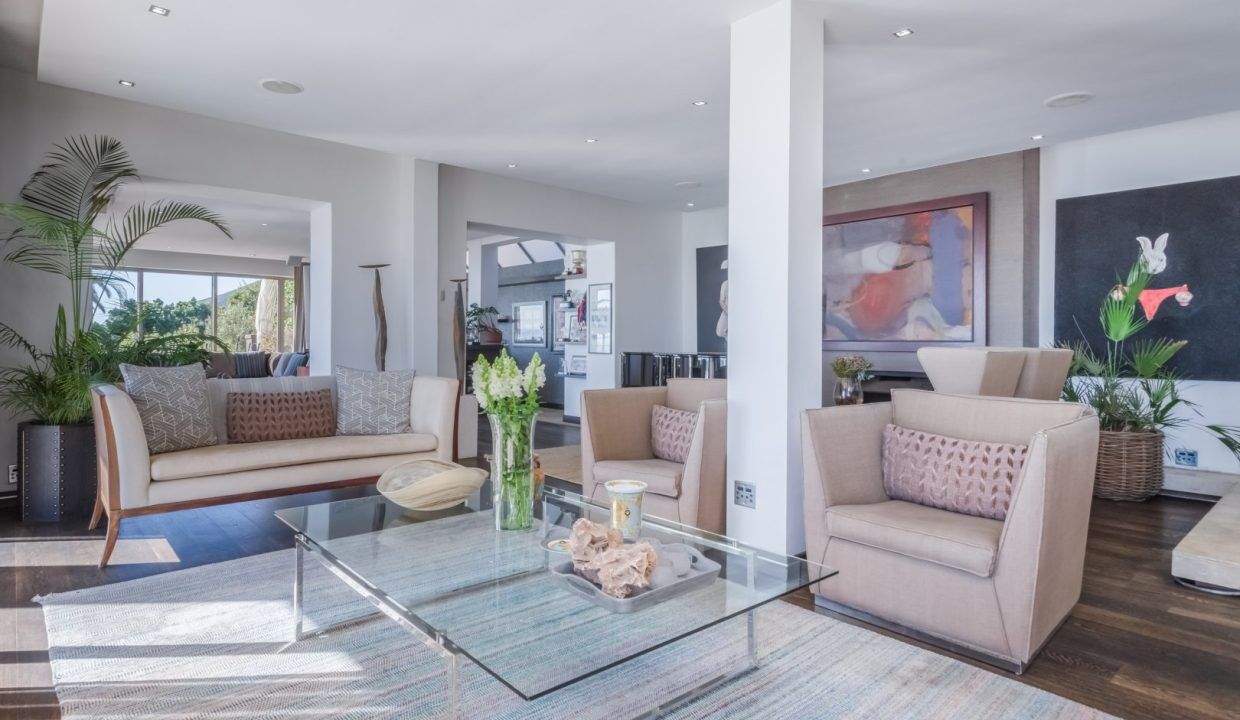 6 Bedroom Self-Catering Villa in Bantry Bay, photo 5