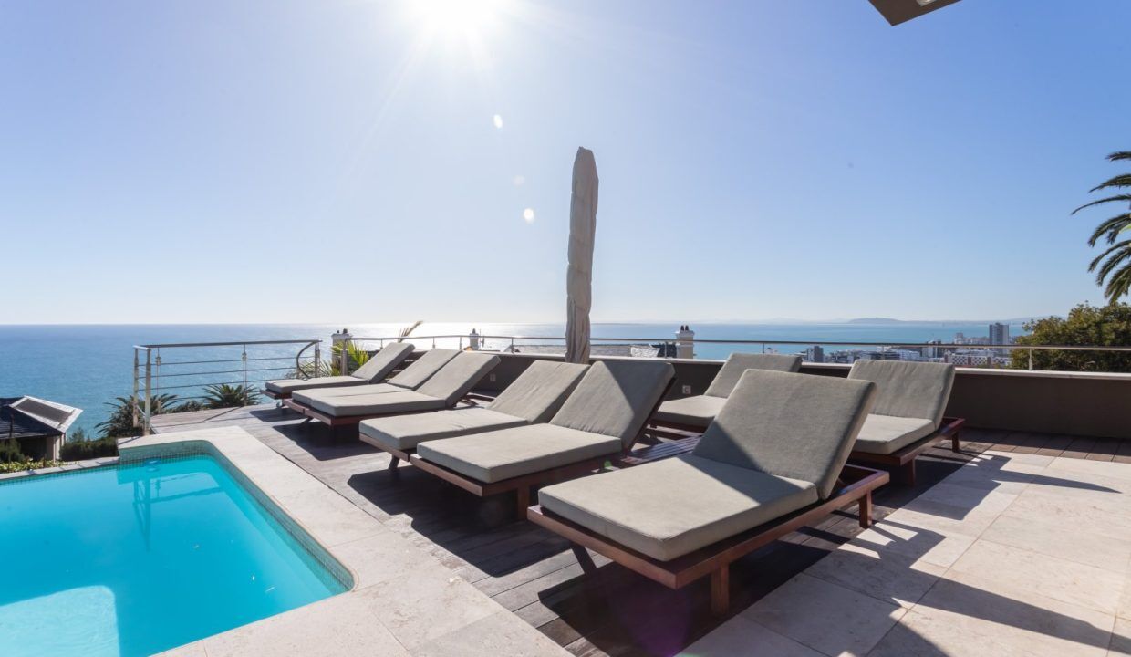 6 Bedroom Self-Catering Villa in Bantry Bay, photo 9