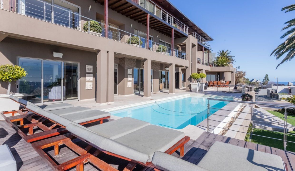 6 Bedroom Self-Catering Villa in Bantry Bay, photo 10