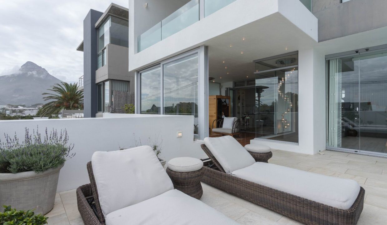 3 Bedroom Self-Catering House in Camps Bay, photo 10