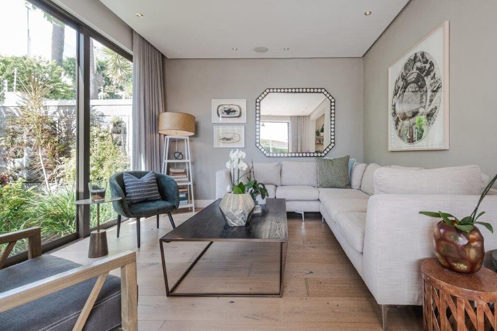 4 Bedroom Self-Catering House in Fresnaye, photo 5
