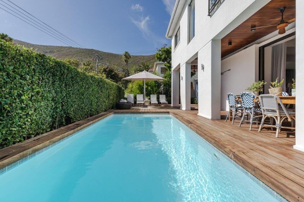 4 Bedroom Self-Catering House in Fresnaye, photo 10