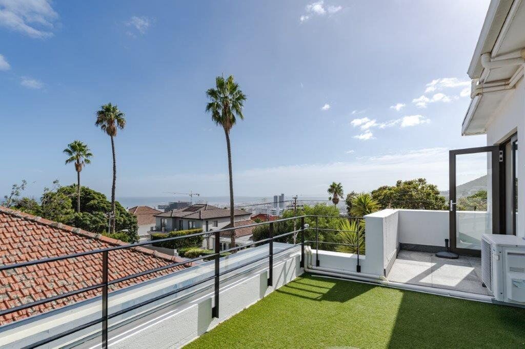 4 Bedroom Self-Catering House in Fresnaye, photo 11