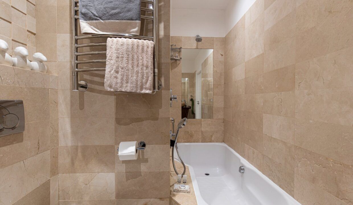 2 Bedroom Self-Catering House in Clifton