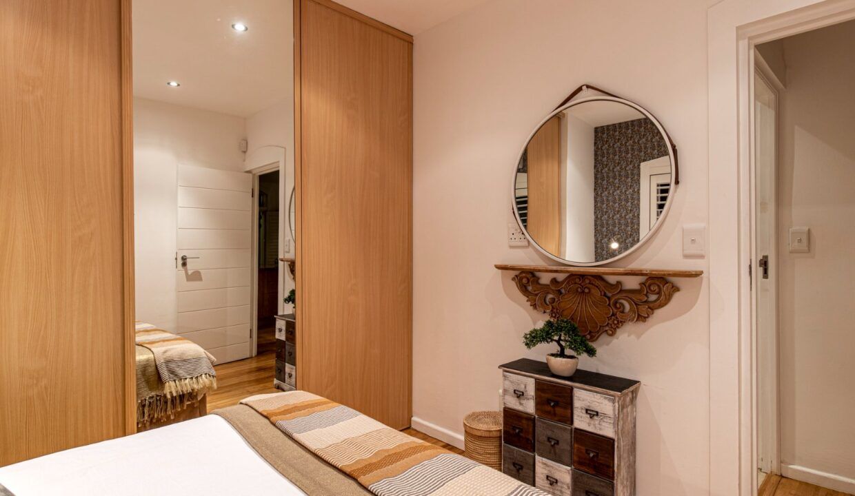 2 Bedroom Self-Catering House in Clifton, photo 2